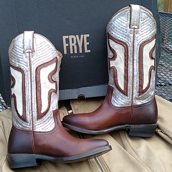 NIB Women's Frye Billy brown tan boots size 6 - Picture 4 of 16